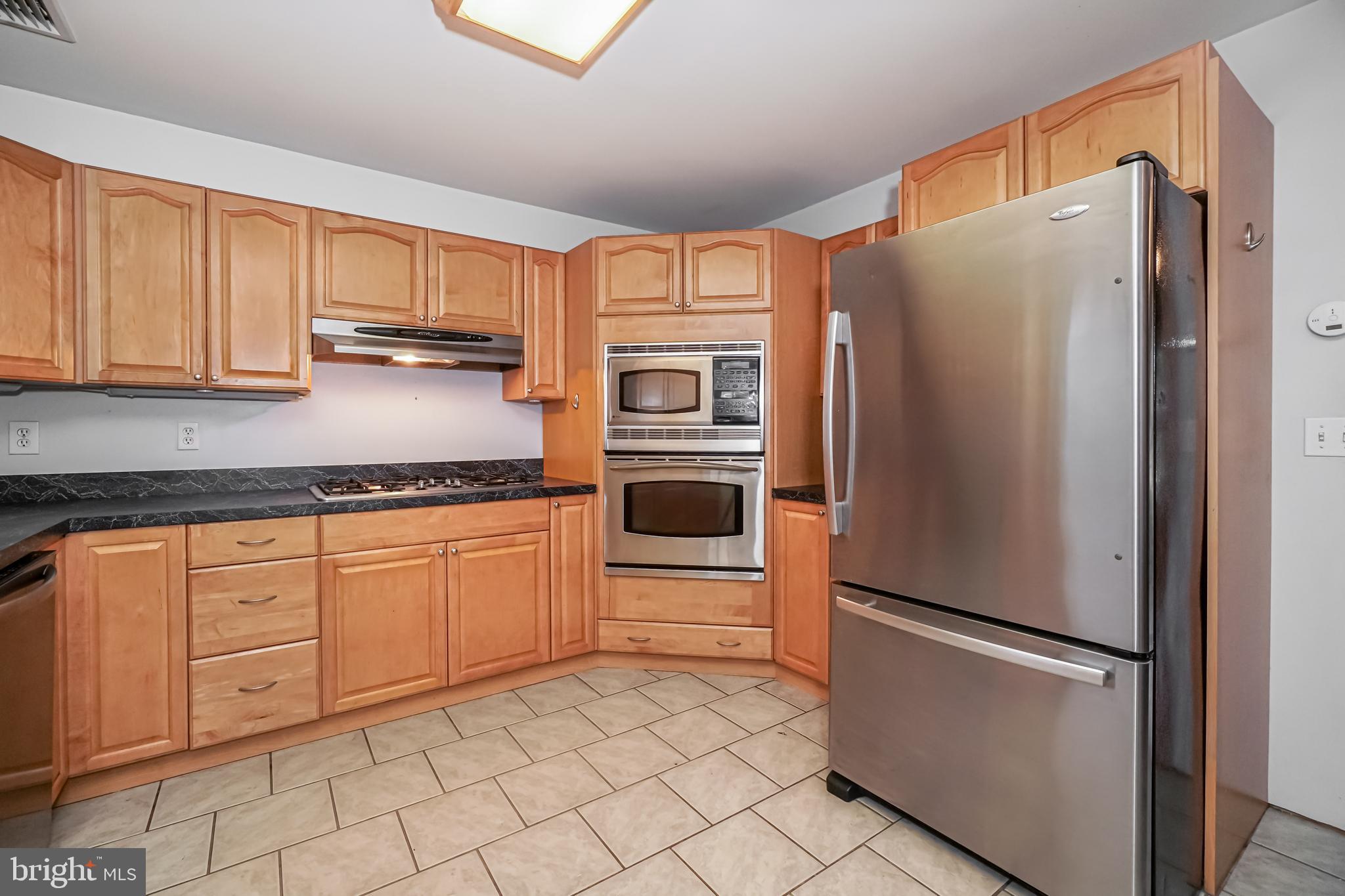 8 Leedom Road Elkton, MD 21921 - Photo 10 of 21 STAINLESS STEEL APPLIANCES