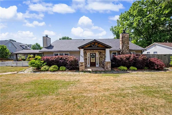 $735,000 | 1606 Walker Street Southeast, Smyrna, GA 30080