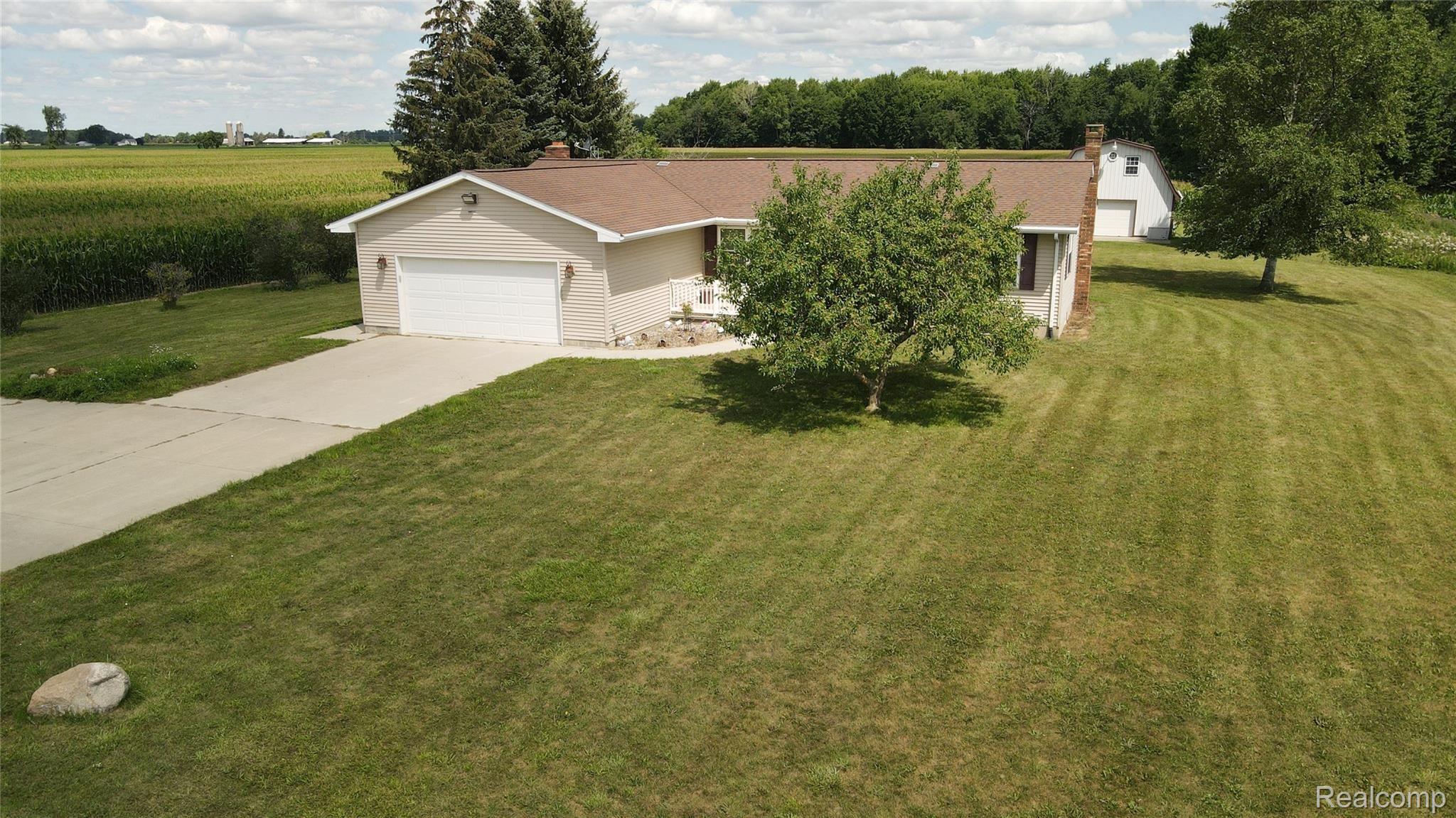 2150 Raines Road Sandusky, MI 48471 - Photo 4 of 38 Photo_6553933_DJI_333_jpg_5568355_0_2021721115610_photo_original.jpg