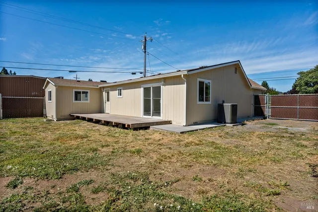 $464,000 | 755 Central Avenue, Willits, CA 95490
