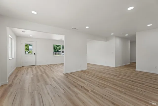 $464,000 | 755 Central Avenue, Willits, CA 95490