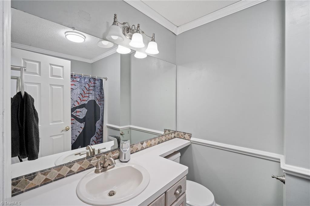 244 Pine Valley Road Thomasville, NC 27360 - Photo 13 of 20