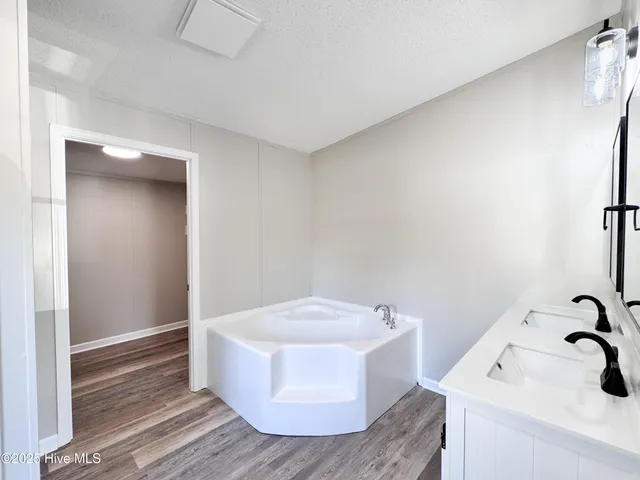 $289,900 | 1330 Campground Road, Selma, NC 27576