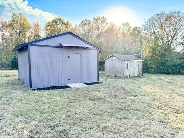 $289,900 | 1330 Campground Road, Selma, NC 27576