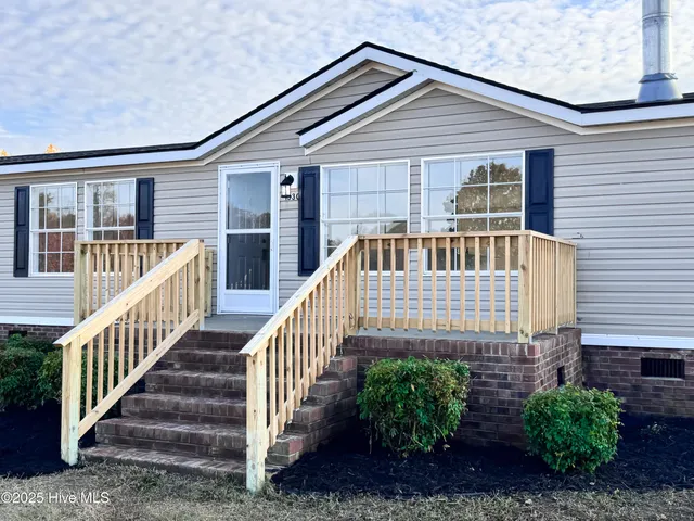 $289,900 | 1330 Campground Road, Selma, NC 27576