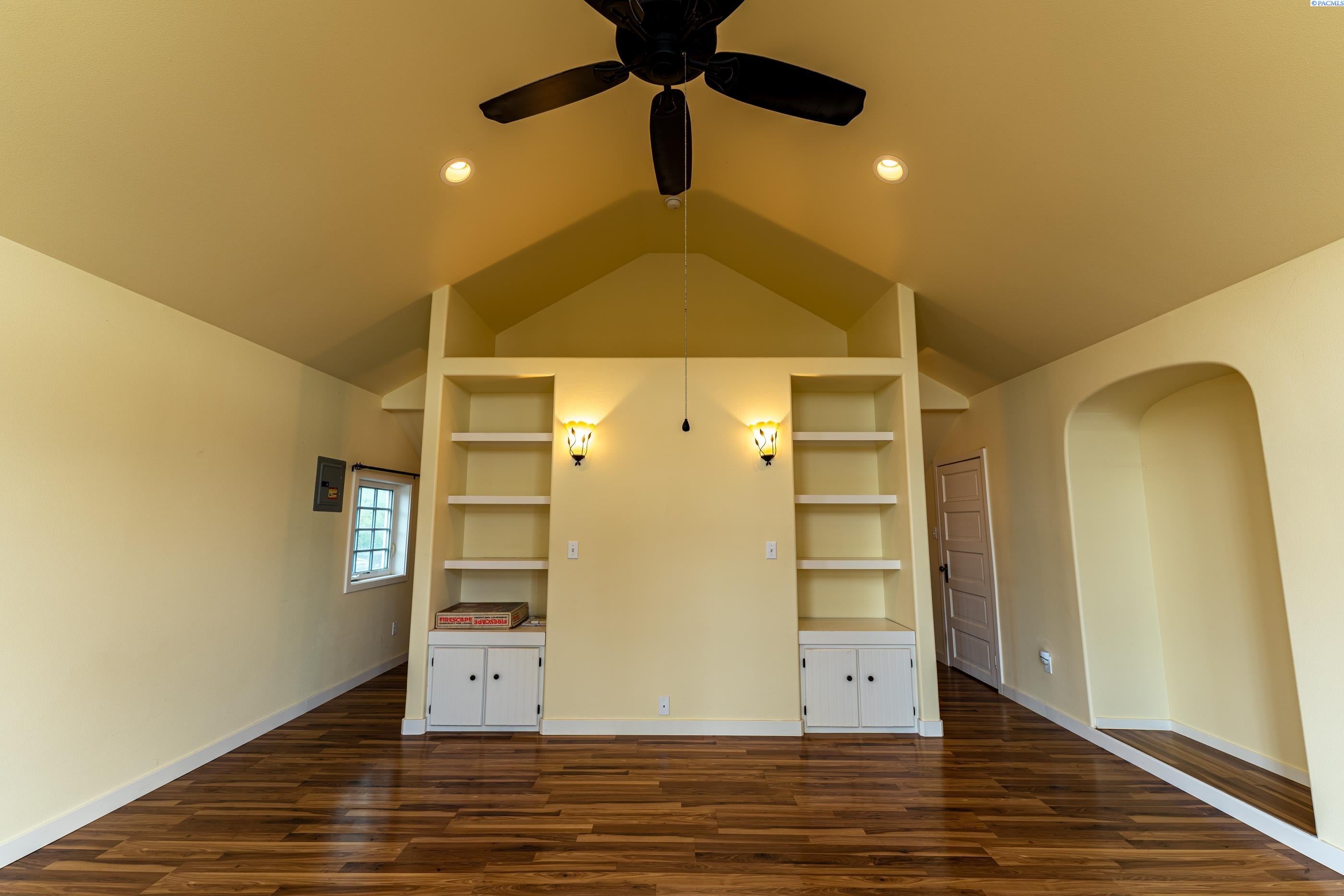 181 Mountainview Road Grandview, WA 98930 - Photo 29 of 30 Gallery Image 29