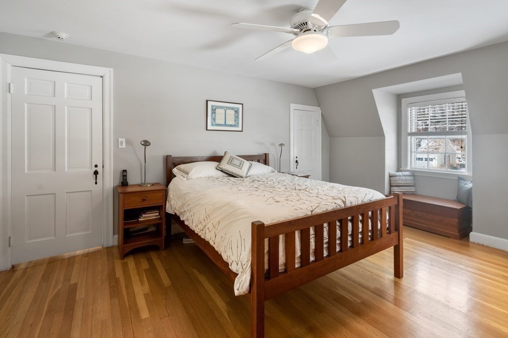 88 Annawan Road Newton, MA 02468 - Photo 15 of 27