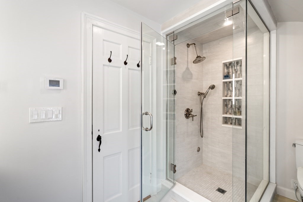 88 Annawan Road Newton, MA 02468 - Photo 18 of 27