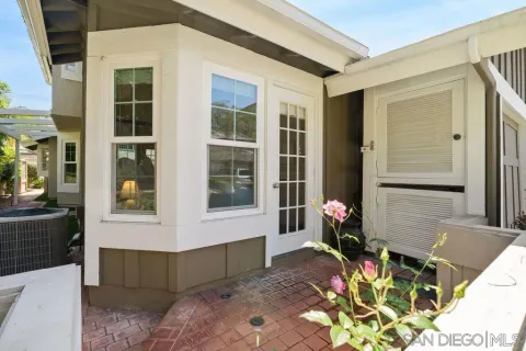 $1,349,000 | 598 Rockport Court, Encinitas, CA 92024