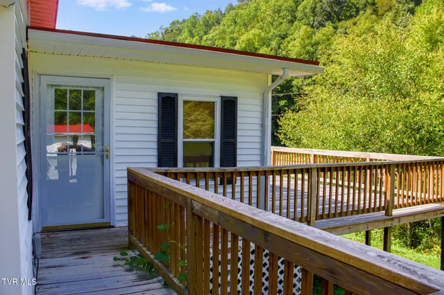 $184,000 | 14439 Holbrook Chapel Road, Coeburn, VA 24230