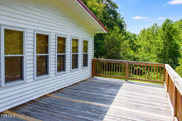 $184,000 | 14439 Holbrook Chapel Road, Coeburn, VA 24230