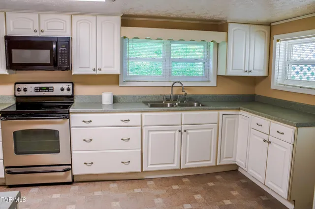 $184,000 | 14439 Holbrook Chapel Road, Coeburn, VA 24230