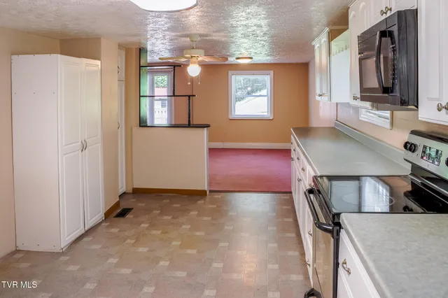 $184,000 | 14439 Holbrook Chapel Road, Coeburn, VA 24230