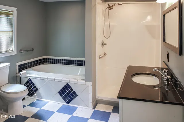 $184,000 | 14439 Holbrook Chapel Road, Coeburn, VA 24230