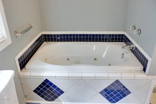 $184,000 | 14439 Holbrook Chapel Road, Coeburn, VA 24230