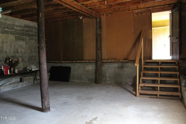 $184,000 | 14439 Holbrook Chapel Road, Coeburn, VA 24230