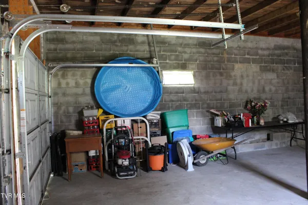 $175,000 | 14439 Holbrook Chapel Road, Coeburn, VA 24230