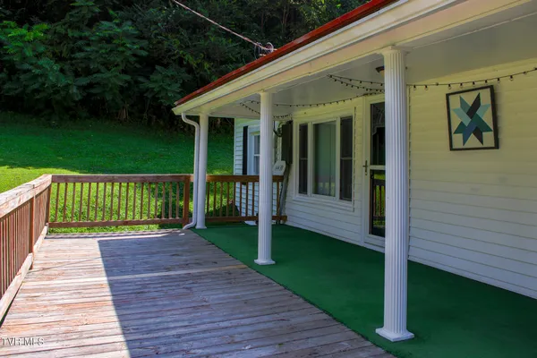 $175,000 | 14439 Holbrook Chapel Road, Coeburn, VA 24230