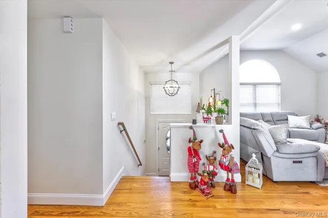 $849,999 | 468 Granny Road, Medford, NY 11763