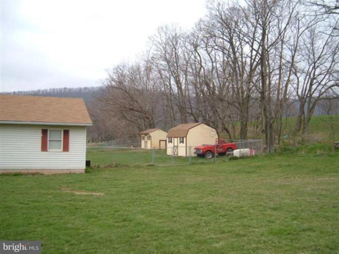 13406 Mercersburg Road Clear Spring, MD 21722 - Photo 2 of 2 Exterior (Rear)