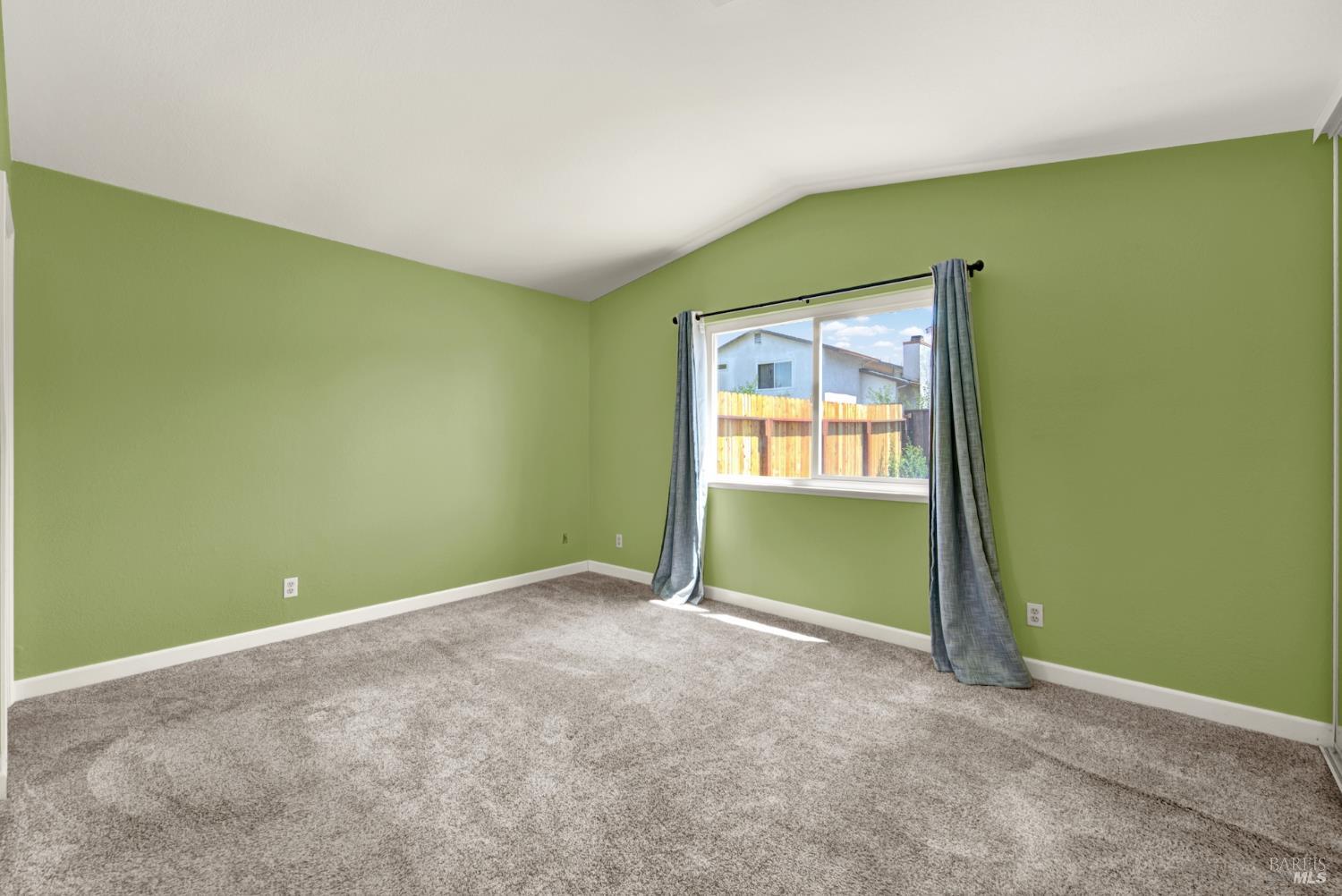 903 Daniel Street Fairfield, CA 94533 - Photo 27 of 51