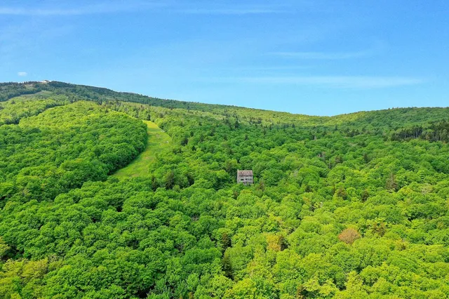 $2,000,000 | 1300 Mountain Road, Ludlow, VT 05149