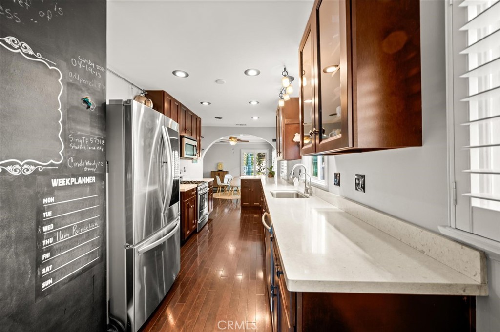 3441 Virginia Road Los Angeles, CA 90016 - Photo 12 of 40