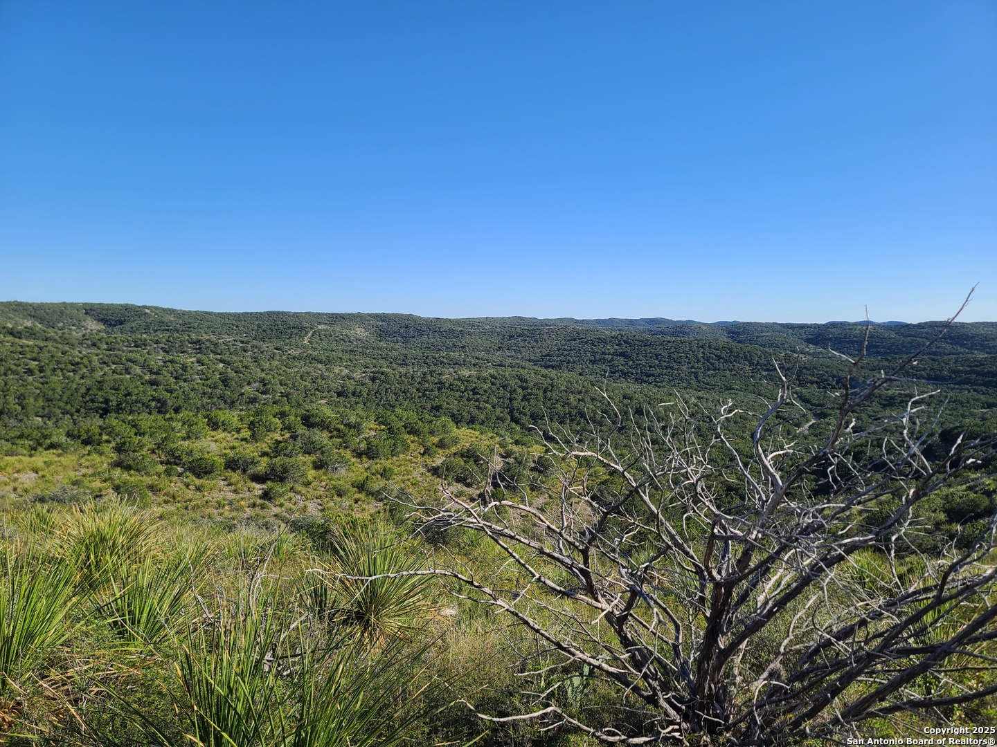 H55 C408 Uvalde, TX 78801 - Photo 5 of 16 a view of an ocean