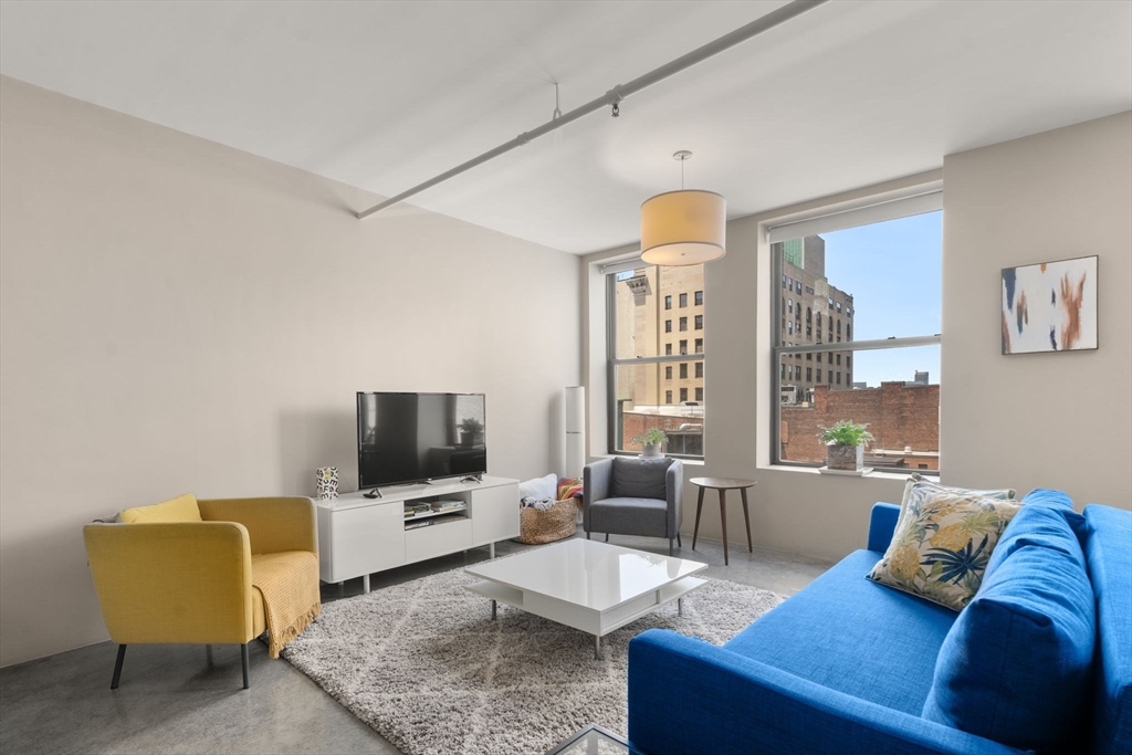 453 Washington Street, Unit 7E Boston, MA 02111 - Photo 3 of 18