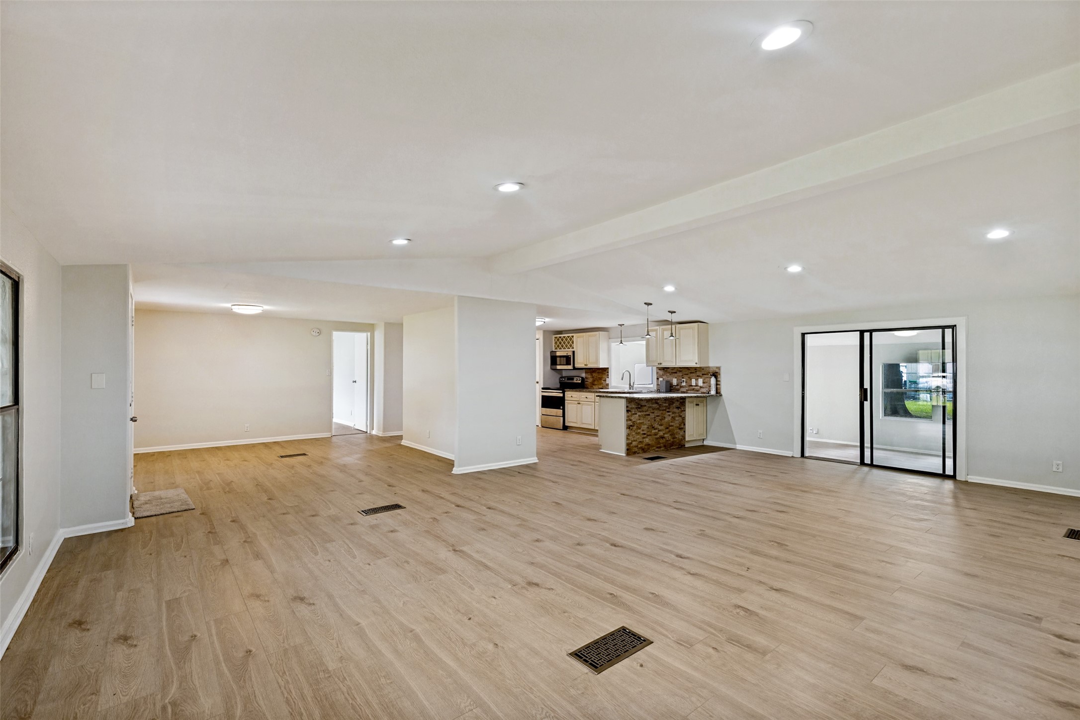4306 North Cricket Circle Spring, TX 77389 - Photo 7 of 26