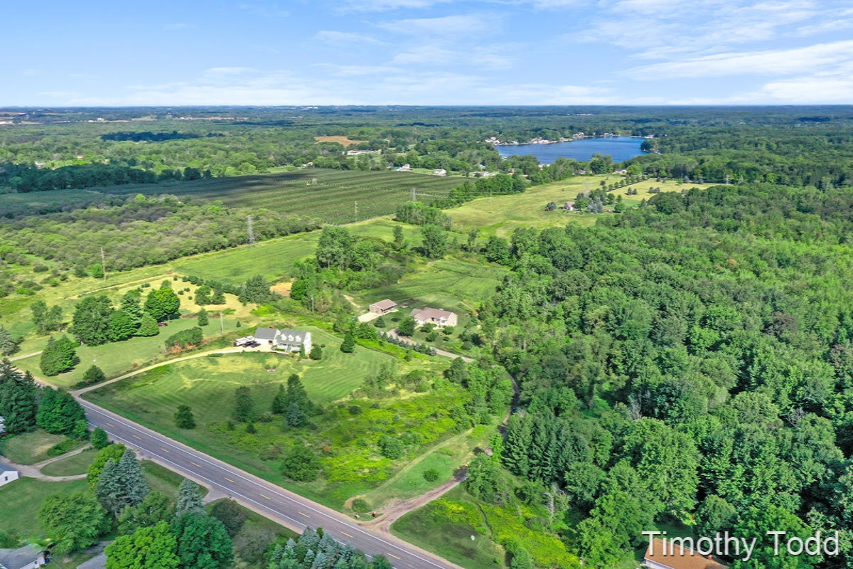 555 13 Mile Road Northeast Sparta, MI 49345 - Photo 54 of 54 IMG_1051