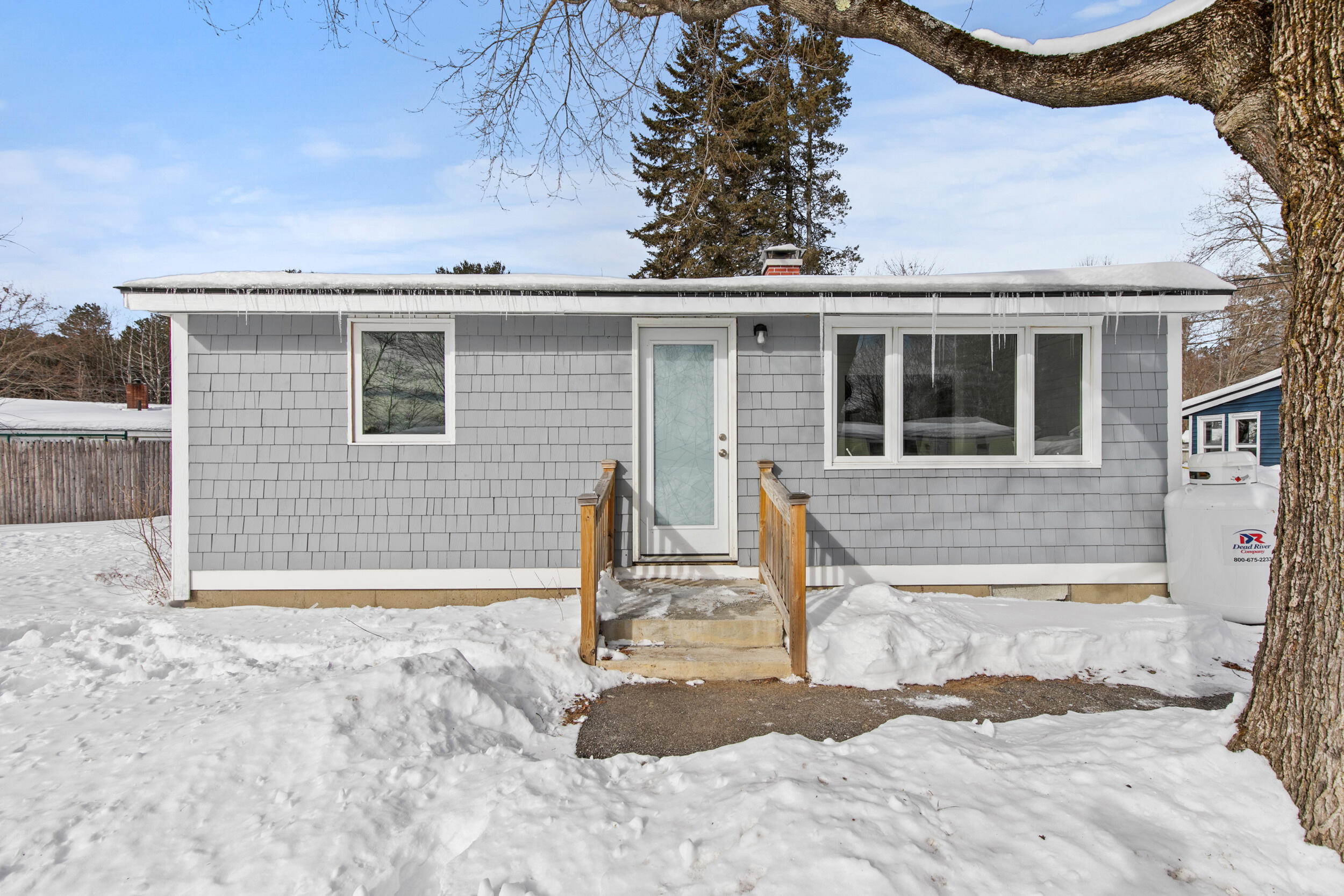 15 Sterling Road Auburn, ME 04210 - Photo 1 of 18 15 sterling rd, auburn14