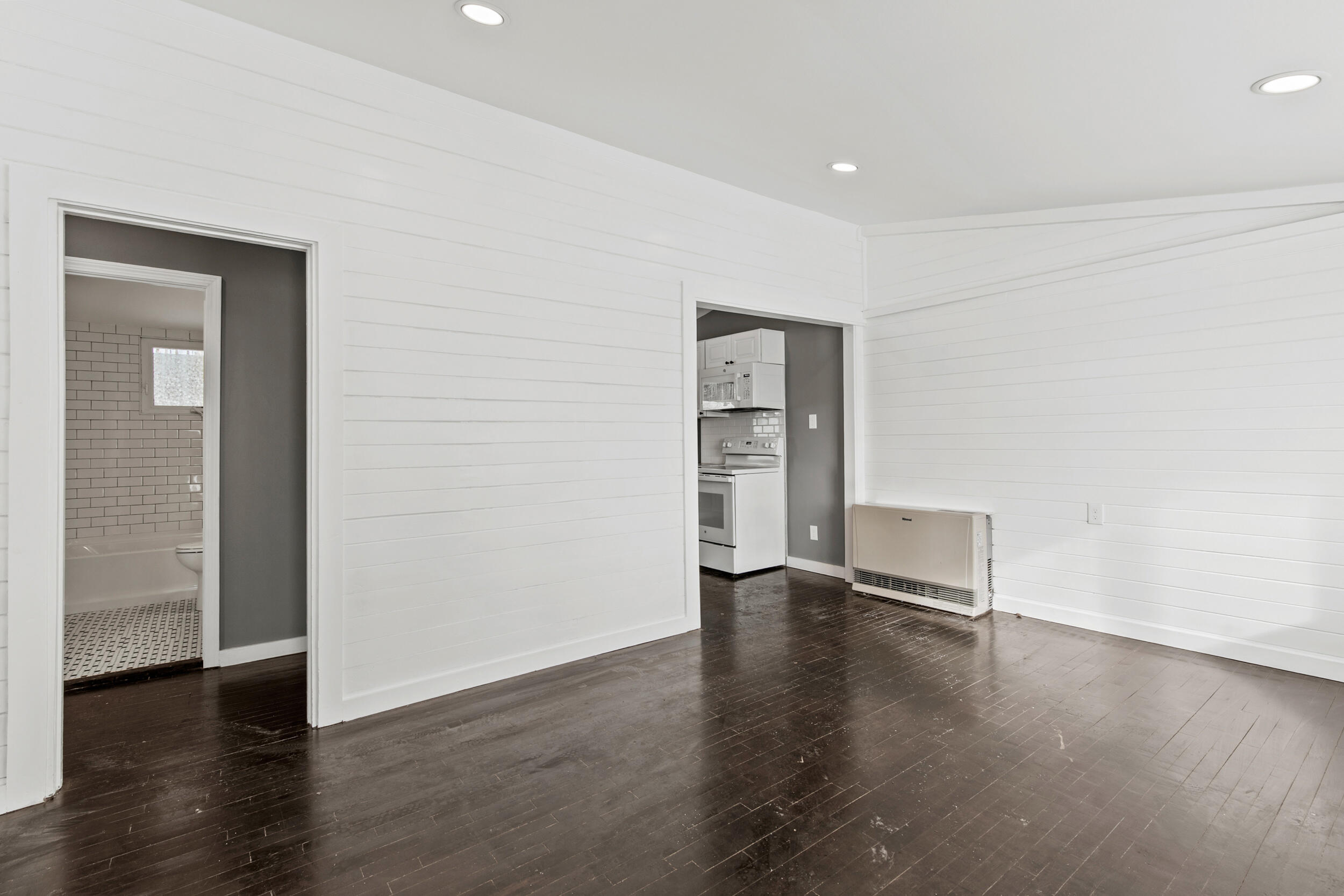 15 Sterling Road Auburn, ME 04210 - Photo 11 of 18 15 sterling rd, auburn01