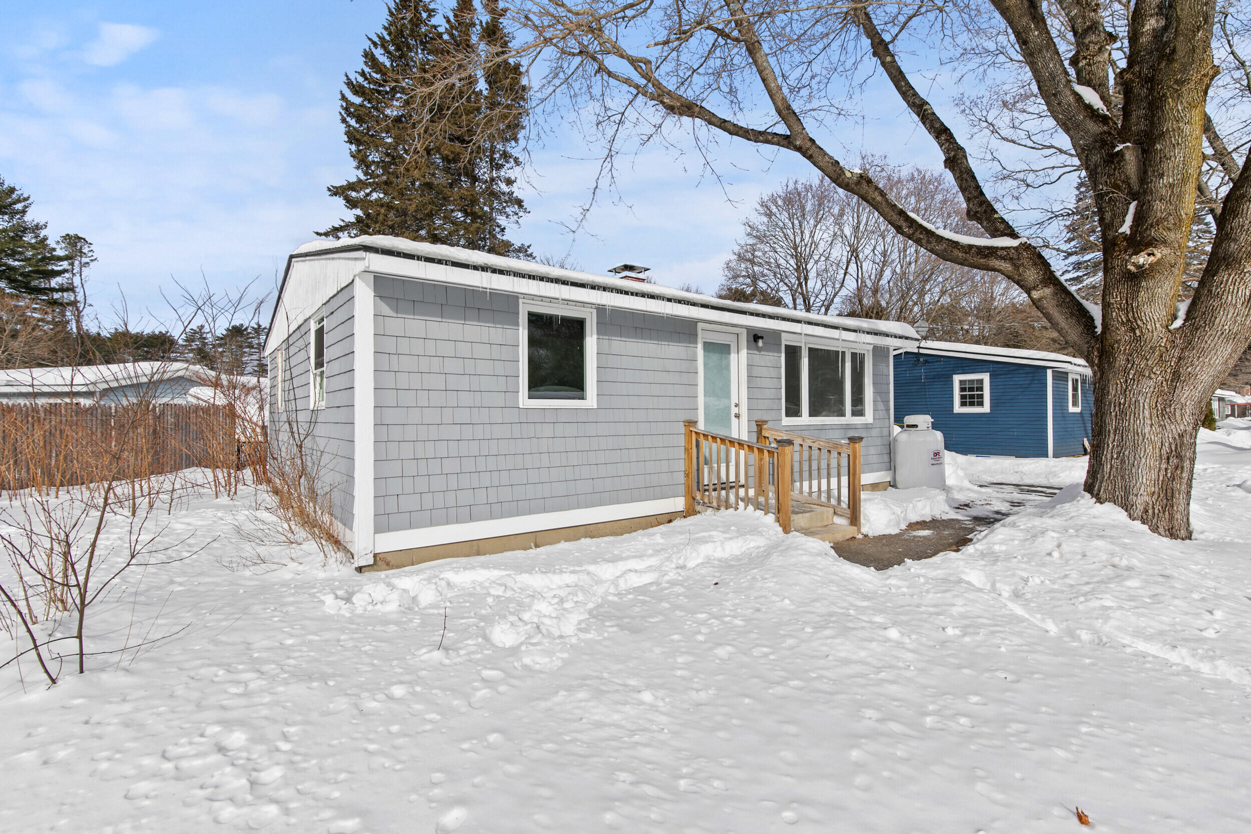 15 Sterling Road Auburn, ME 04210 - Photo 2 of 18 15 sterling rd, auburn15