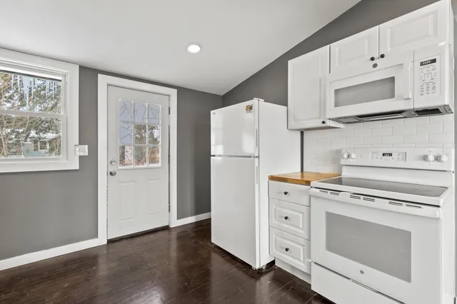 $235,000 | 15 Sterling Road, Auburn, ME 04210