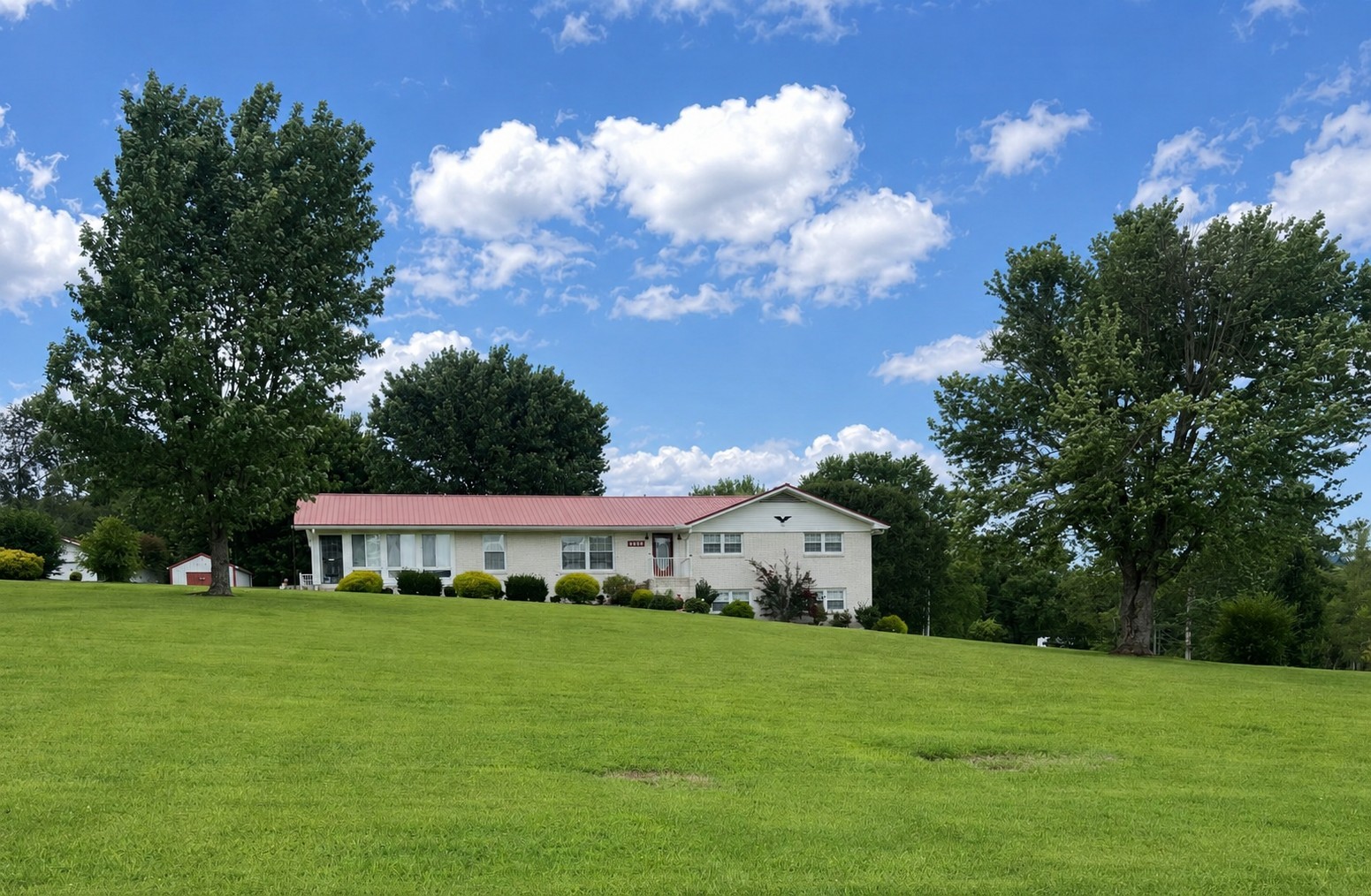 1465 Murfreesboro Road Woodbury, TN 37190 - Photo 1 of 4