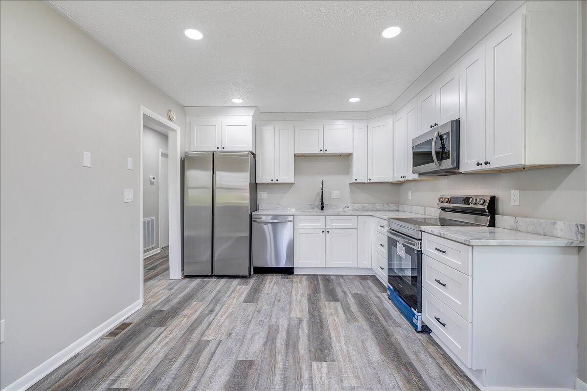 777 Switchback Road Christiansburg, VA 24073 - Photo 7 of 27 08-MIB08643