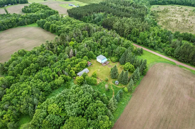 $499,000 | 19316 Miller Road, Sandstone, MN 55072