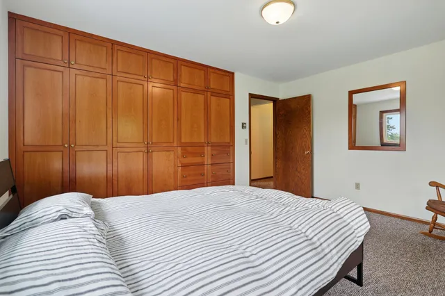 $499,000 | 19316 Miller Road, Sandstone, MN 55072