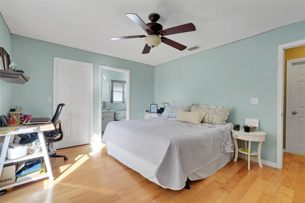 14 Bay Ridge Loop Mascotte, FL 34753 - Photo 19 of 34