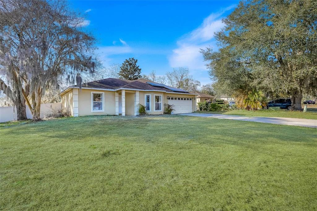 14 Bay Ridge Loop Mascotte, FL 34753 - Photo 3 of 34