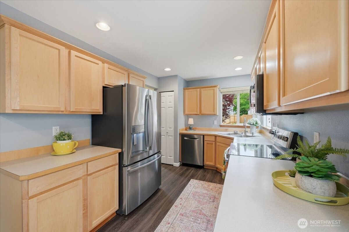 18319 8th Drive Southeast Bothell, WA 98012 - Photo 9 of 25