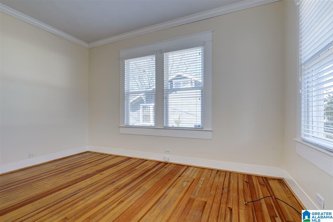 612 49th Street South Birmingham, AL 35222 - Photo 7 of 50