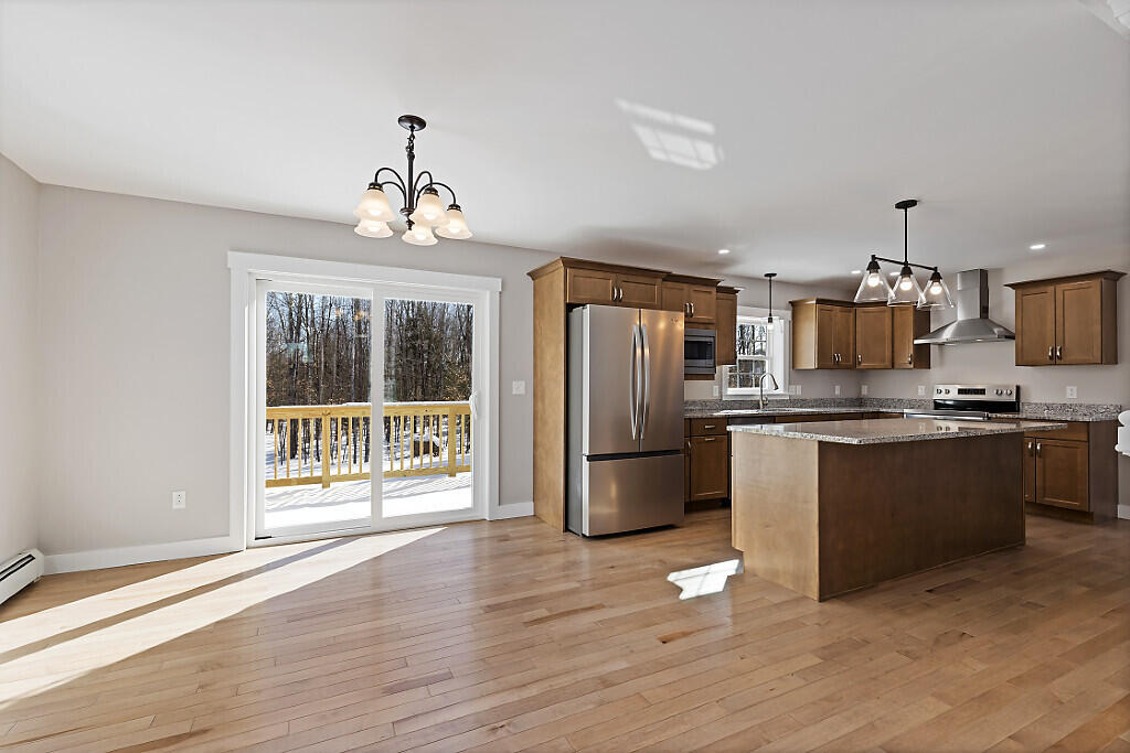 11 Pleasant Hill Road Sidney, ME 04330 - Photo 15 of 73 55_BP5A0924_DxO_mls