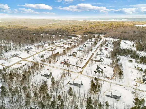 $571,000 | 11 Pleasant Hill Road, Sidney, ME 04330