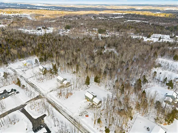 $571,000 | 11 Pleasant Hill Road, Sidney, ME 04330