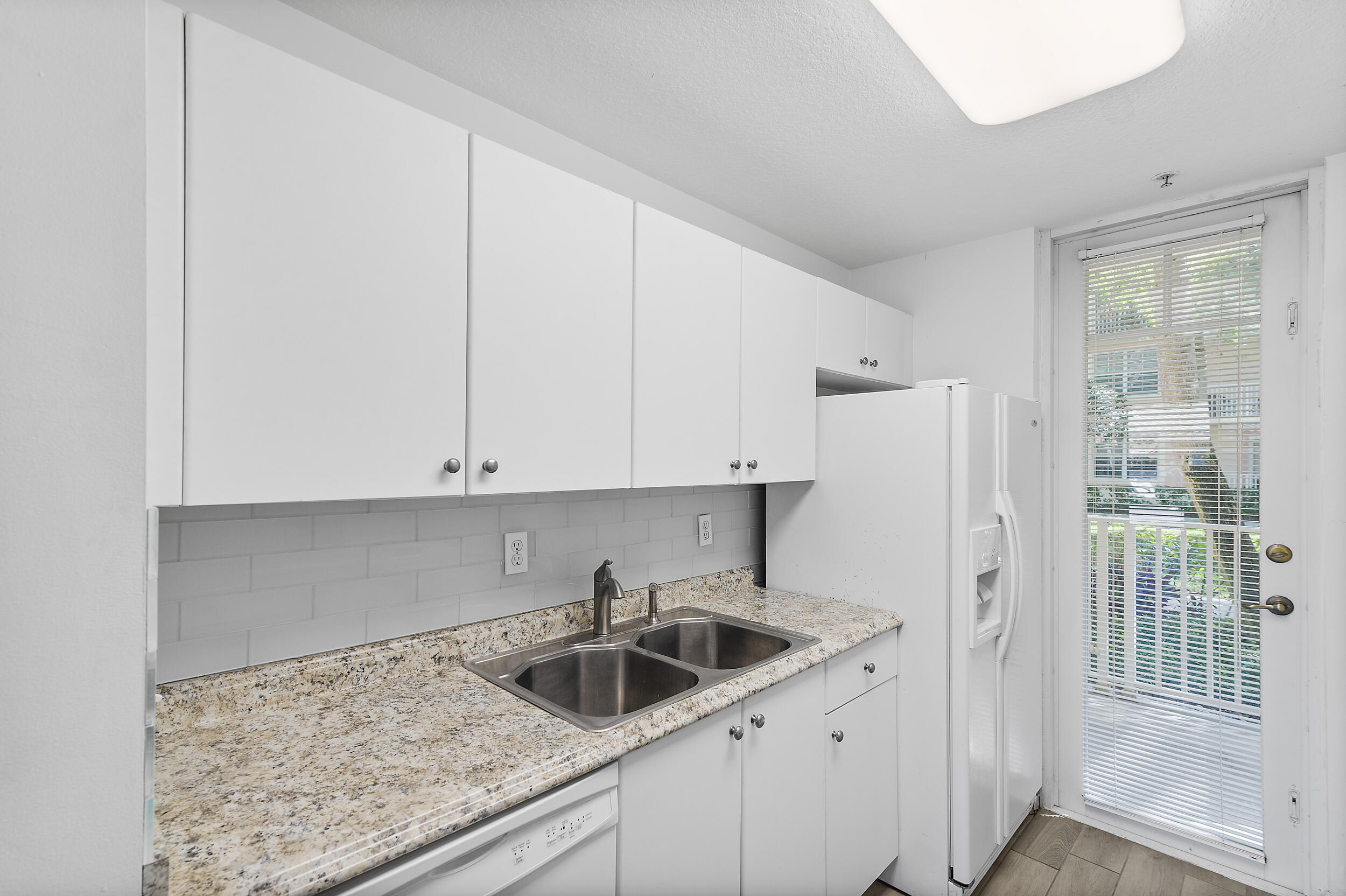 4784 Central Boulevard, Unit 12 Jupiter, FL 33458 - Photo 5 of 23 dsc_5372