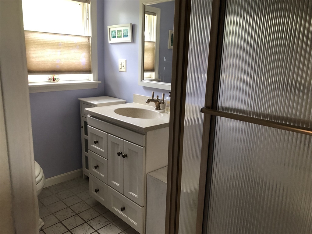 322 River Road Andover, MA 01810 - Photo 18 of 42