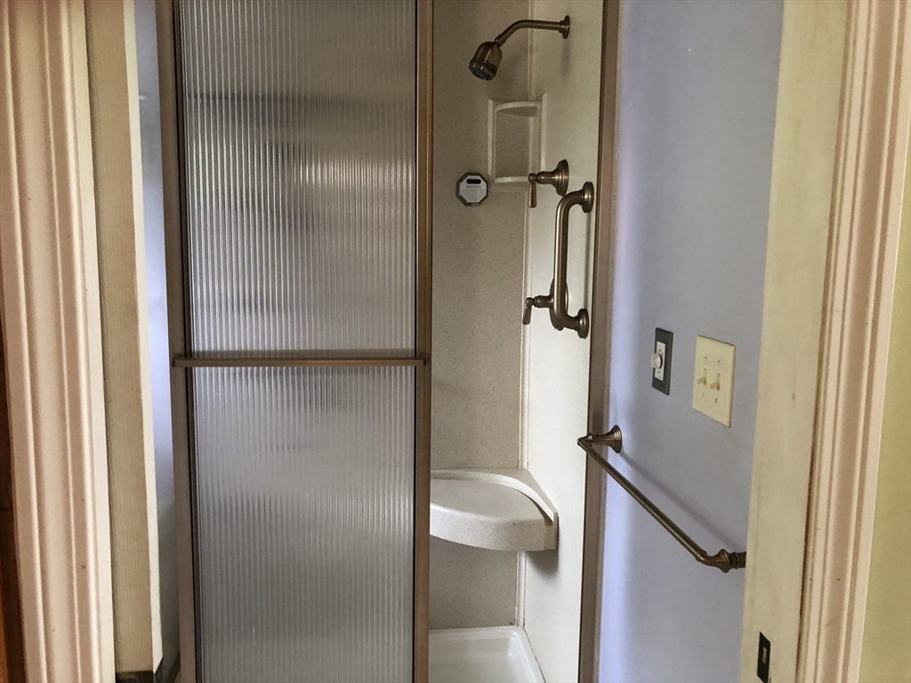 322 River Road Andover, MA 01810 - Photo 19 of 42