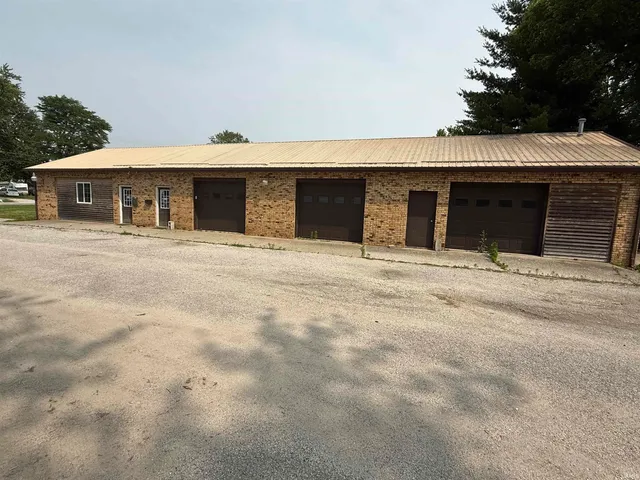 $145,000 | 907 North Vincennes Avenue, Petersburg, IN 47567